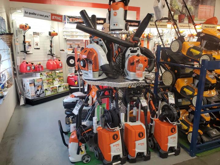 Outils de paysagistes professionnels près de Saint-Hilaire